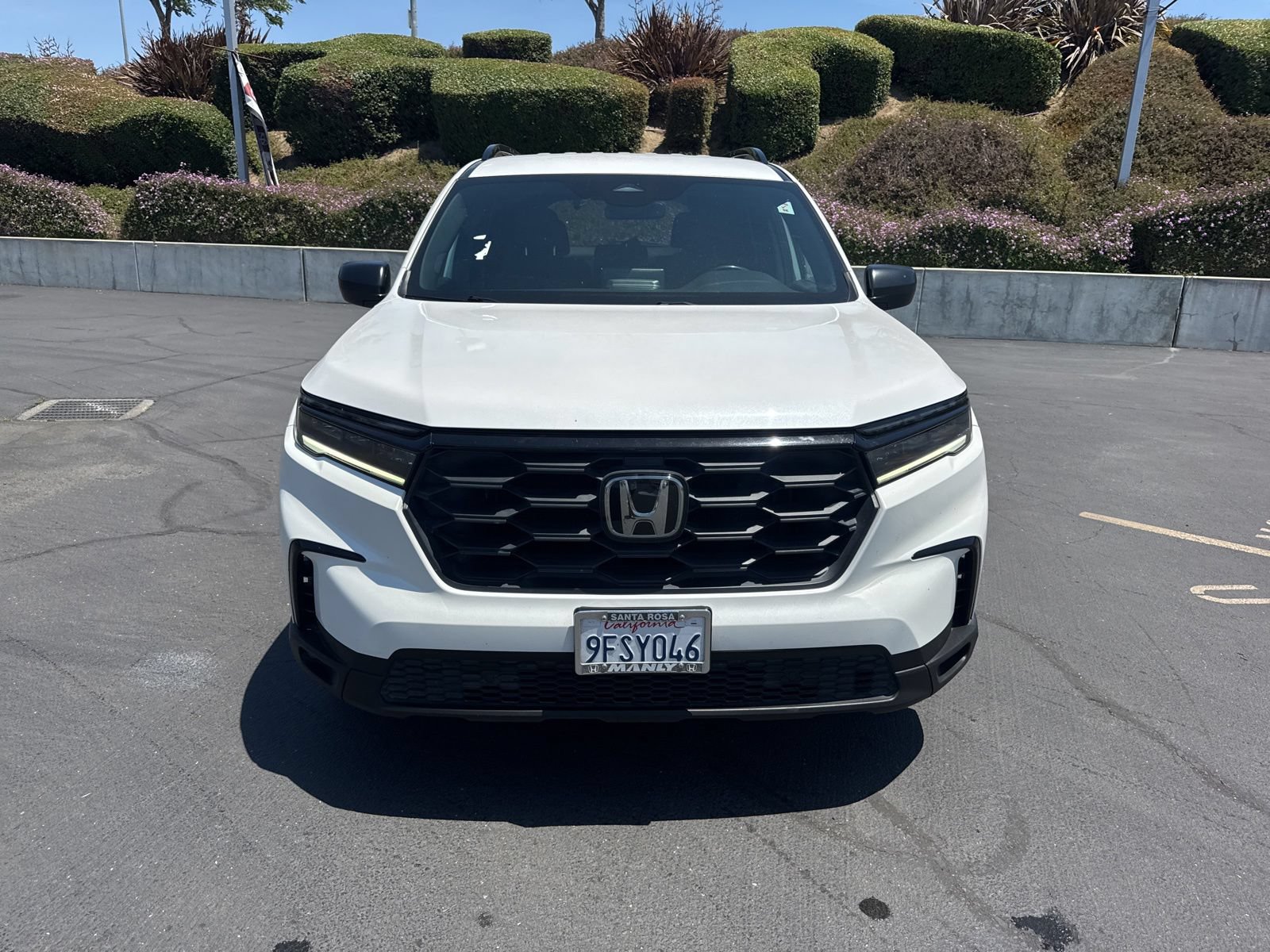 Used 2023 Honda Pilot Sport image 2