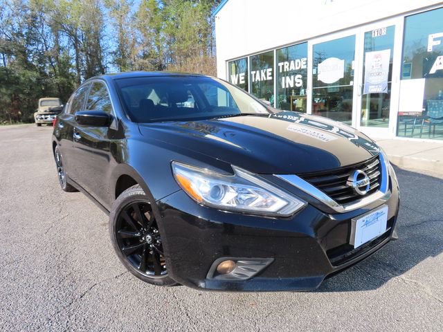Used 2018 Nissan Altima 2.5 SV FWD image 1