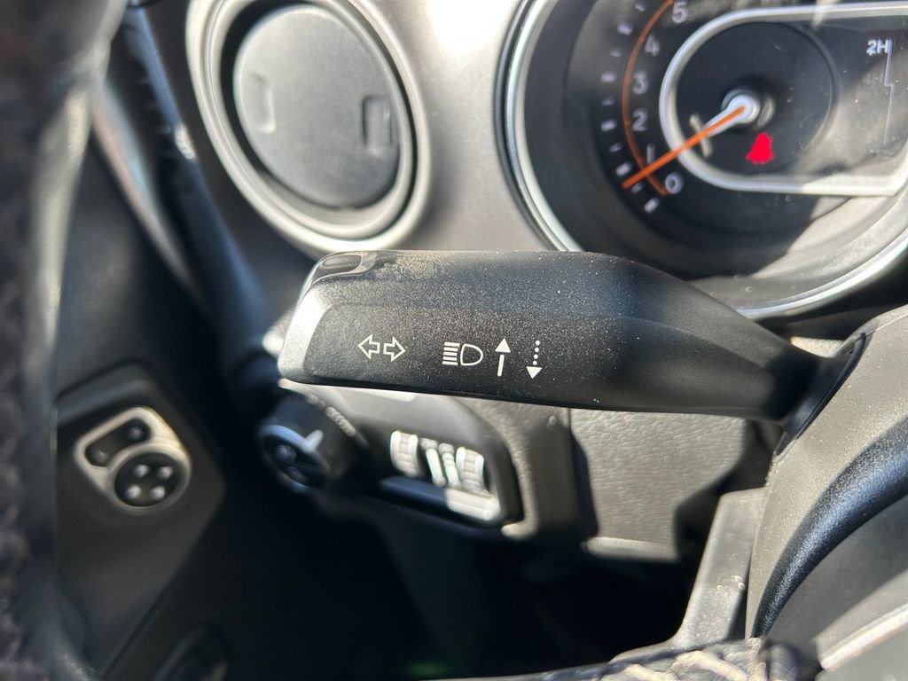 Used 2021 Jeep Gladiator Sport AWD/4WD image 23