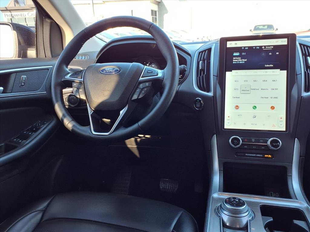 Used 2023 Ford Edge SEL w/ Convenience Package image 6