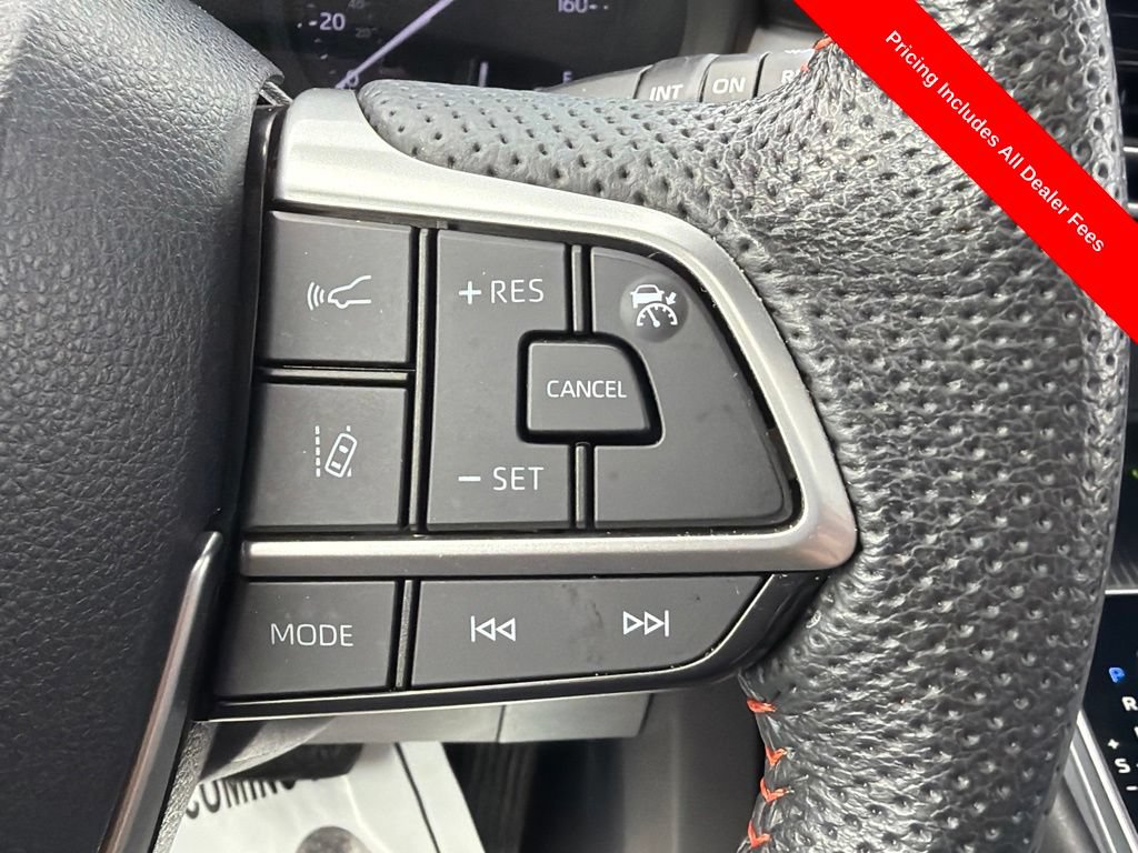 Used 2022 Toyota Sienna XSE w/ XSE Plus Package FWD image 26