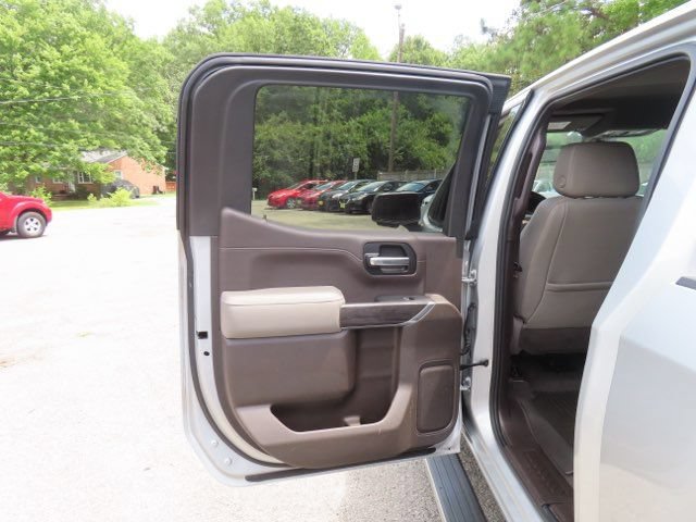 Used 2019 Chevrolet Silverado 1500 LTZ w/ LTZ Plus Package AWD/4WD image 12