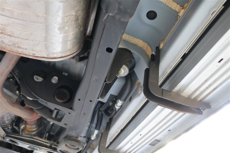 Used 1999 Toyota Land Cruiser AWD/4WD image 25