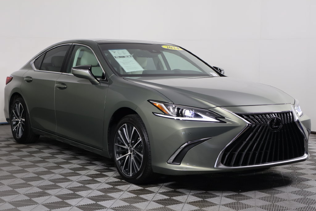 Certified 2024 Lexus ES 350 w/ Premium Package FWD image 3