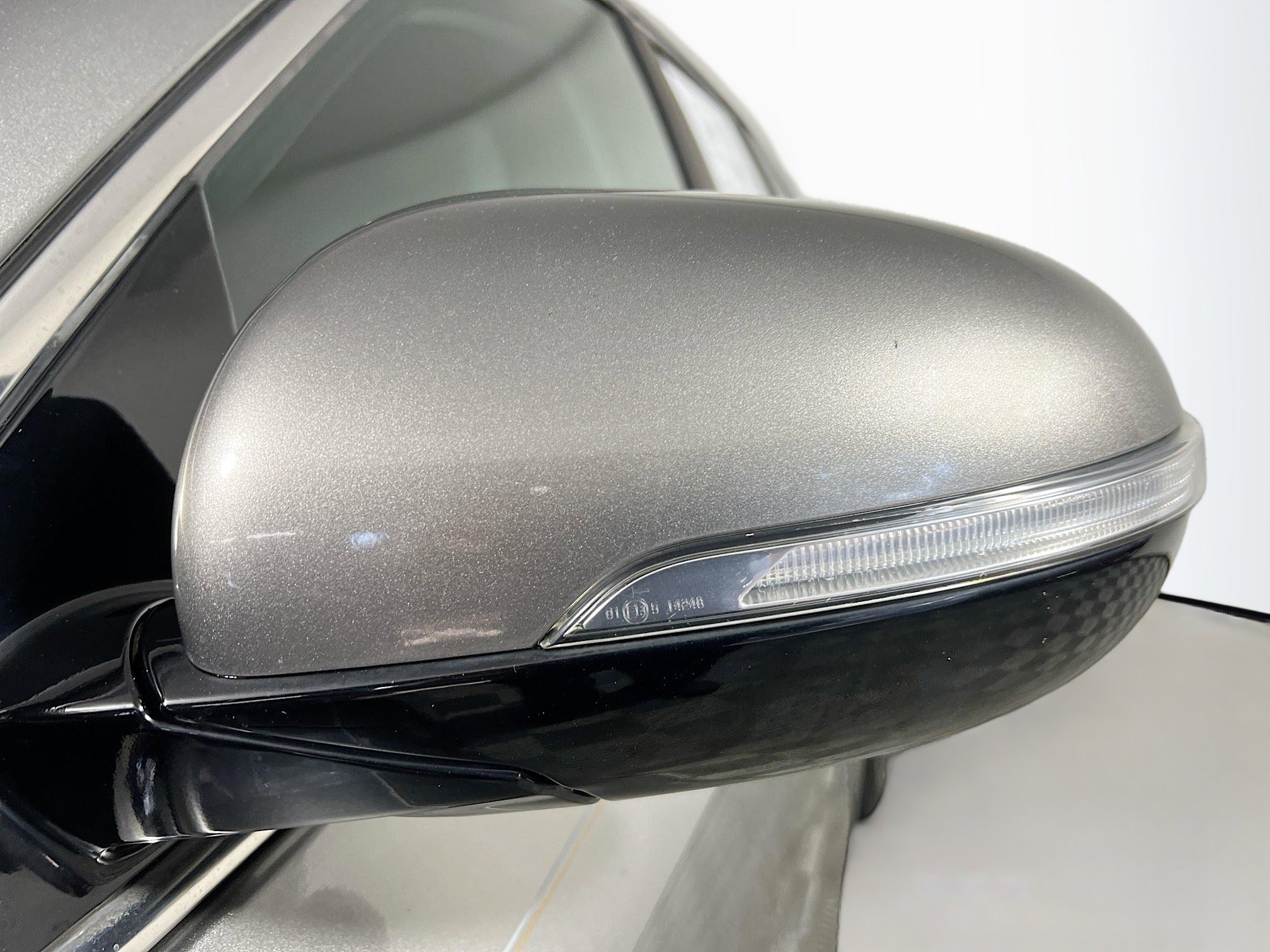 Used 2017 Kia Sorento LX image 13