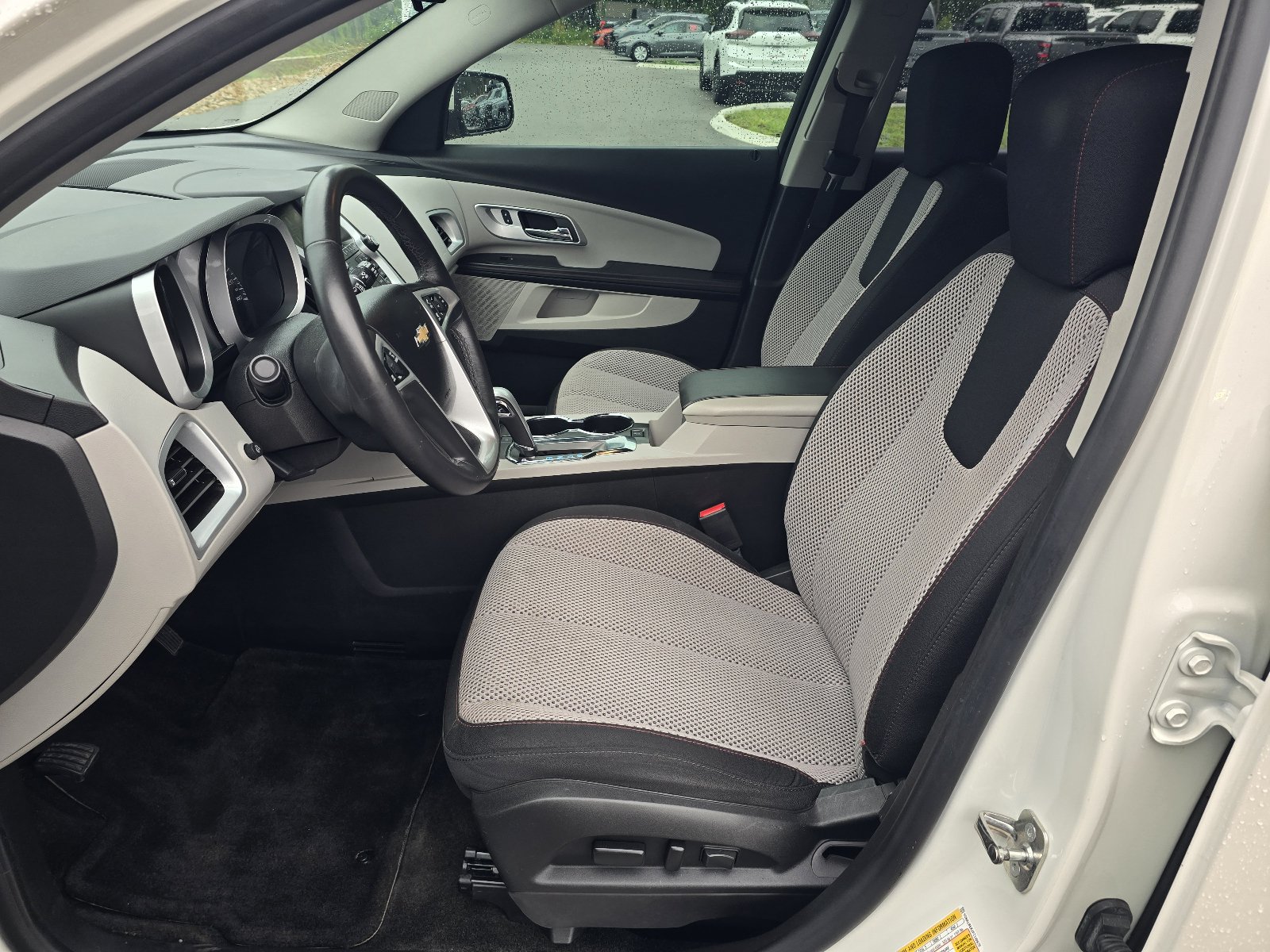 Used 2015 Chevrolet Equinox LT w/ Driver Convenience Package FWD image 12