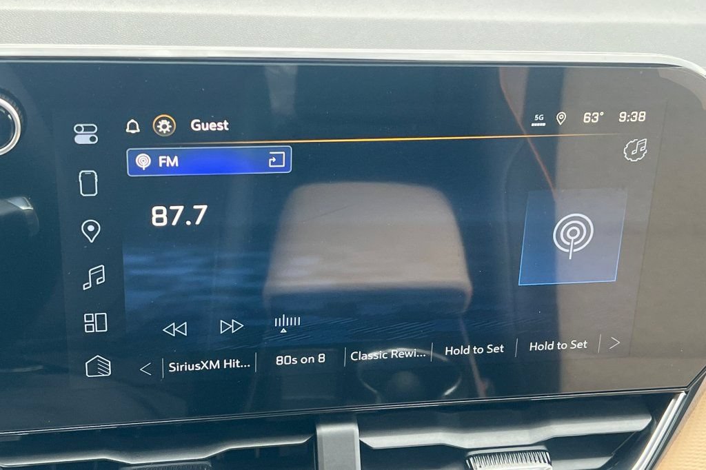 New 2026 Chevrolet Equinox ACTIV AWD/4WD image 15