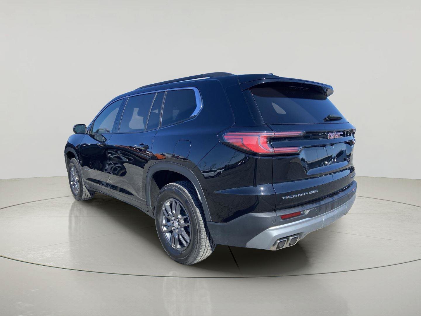 Used 2025 GMC Acadia Elevation AWD/4WD image 5