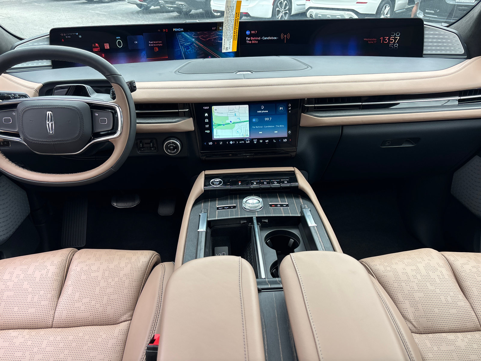 New 2026 Lincoln Navigator L Black Label AWD/4WD image 29