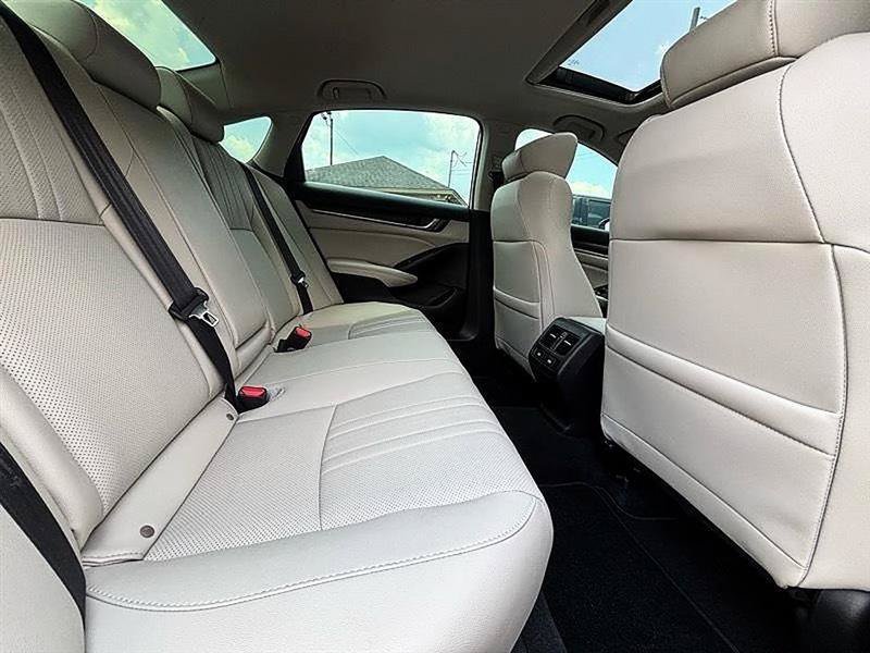 Used 2021 Honda Accord Touring image 46