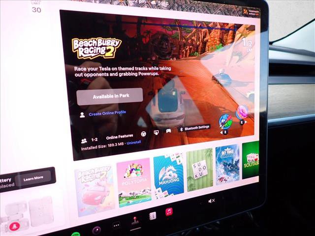 Used 2018 Tesla Model 3 Long Range image 18