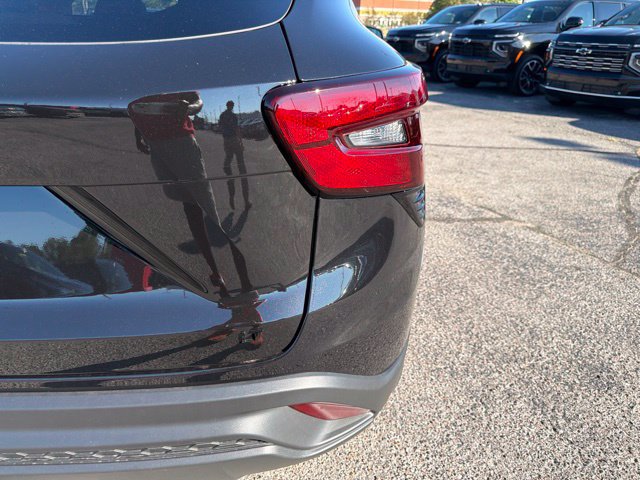 New 2026 Chevrolet Trax LT w/ Sunroof Package FWD image 53