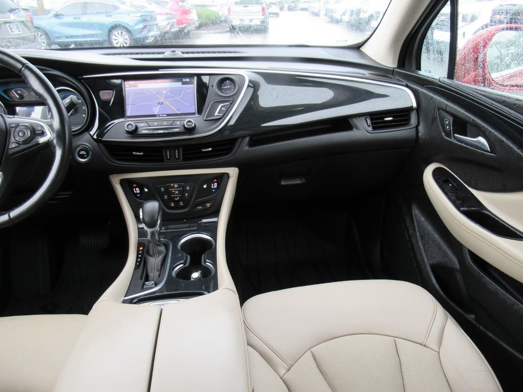 Used 2018 Buick Envision Essence FWD image 16
