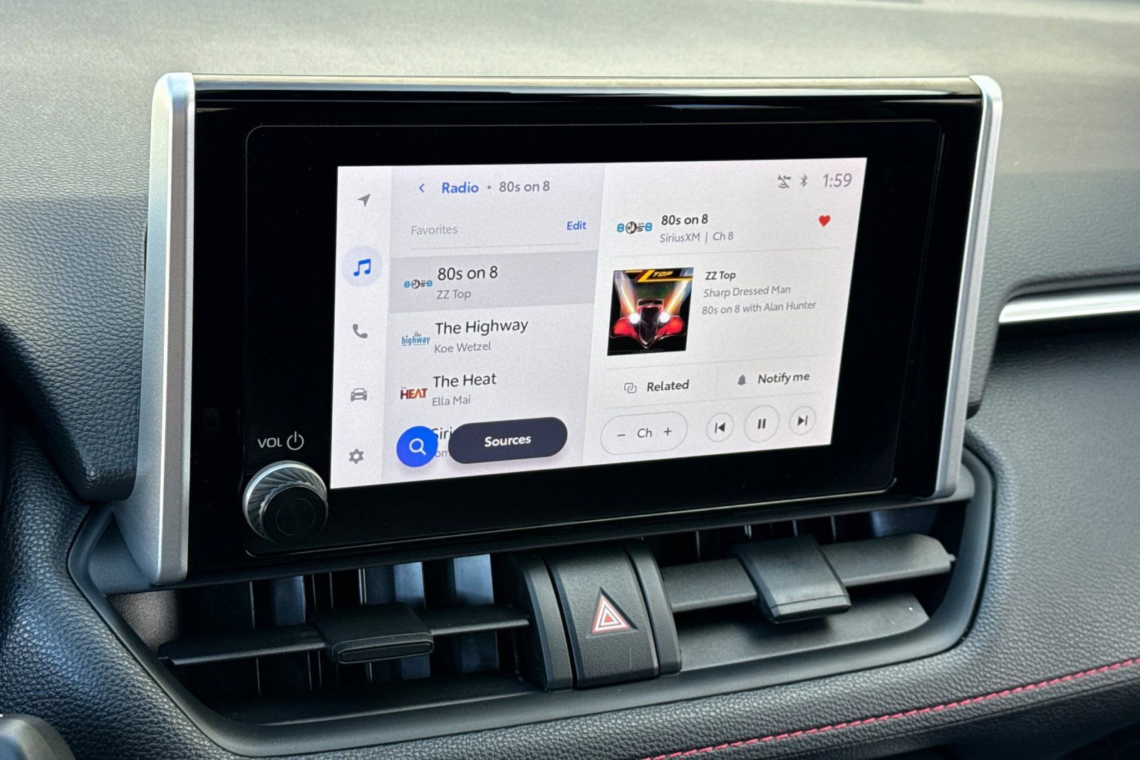 Used 2024 Toyota RAV4 SE w/ Weather & Moonroof Package image 18