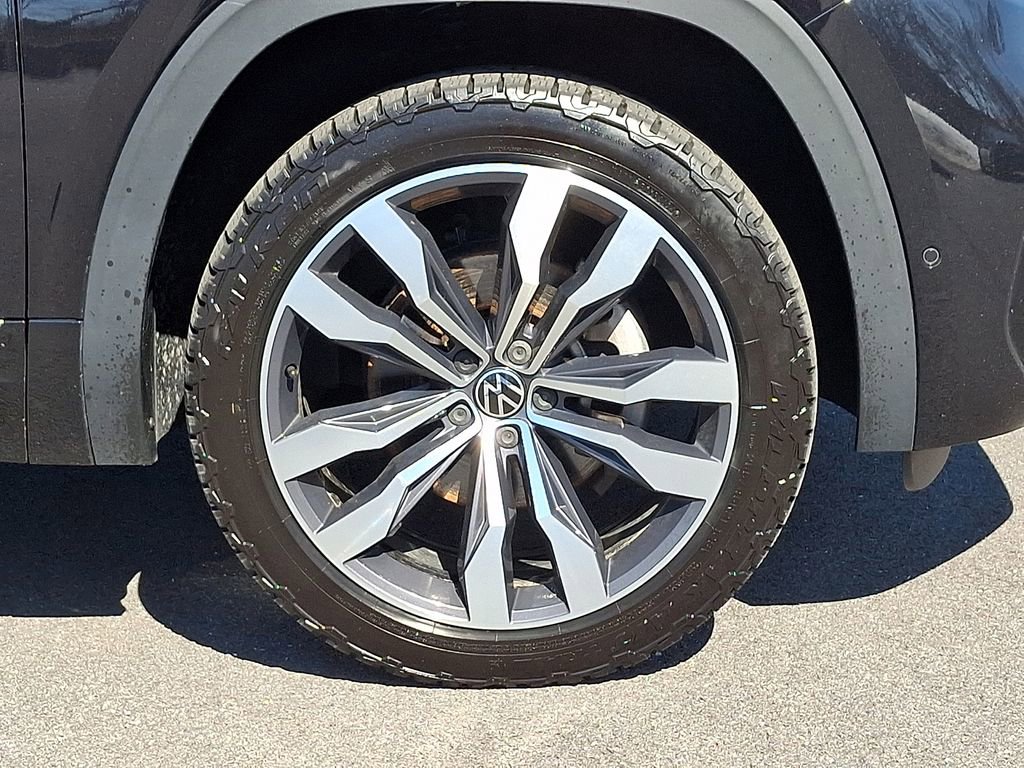 Used 2022 Volkswagen Atlas SEL Premium image 8