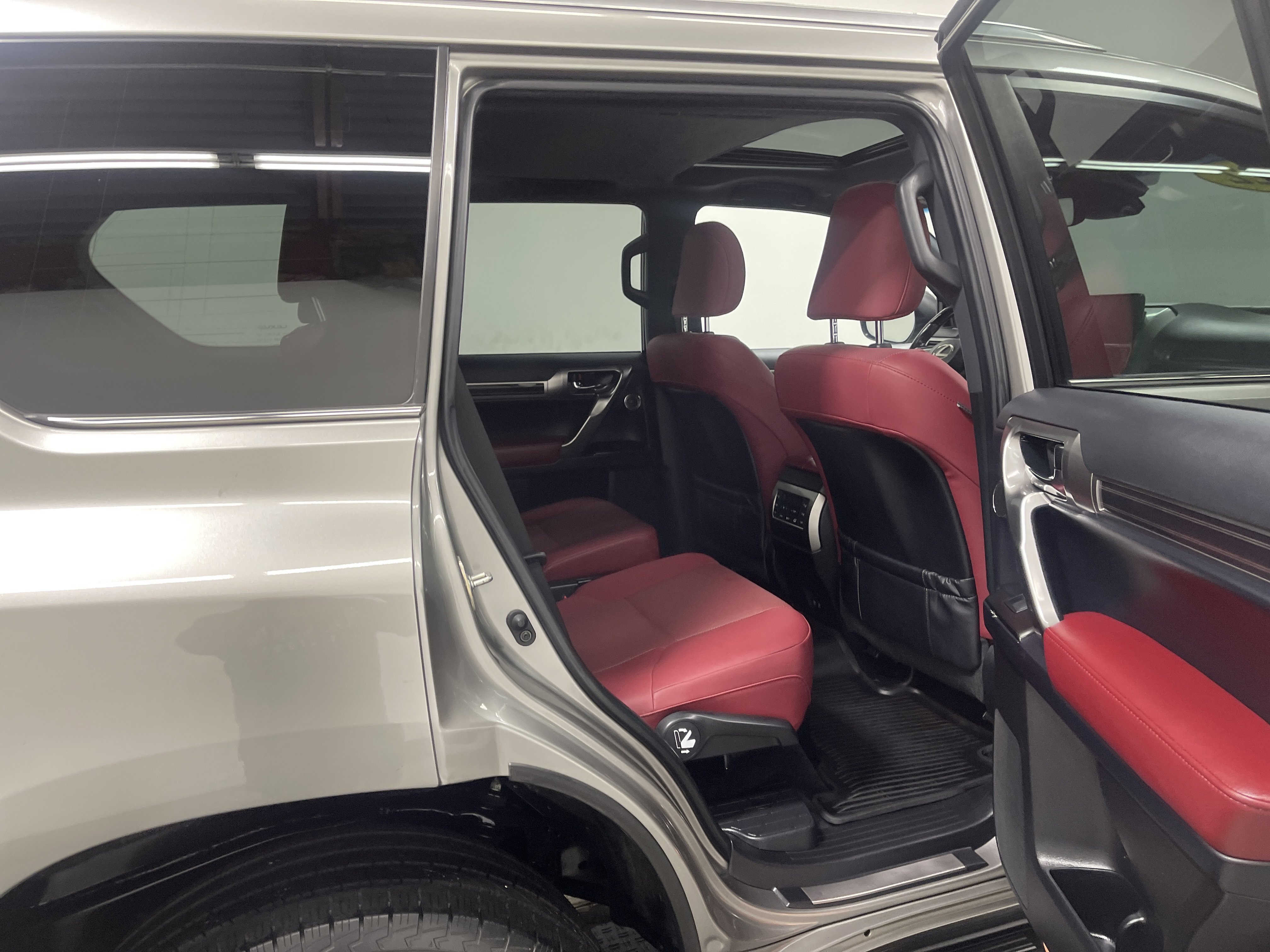 Used 2022 Lexus GX 460 Premium image 21