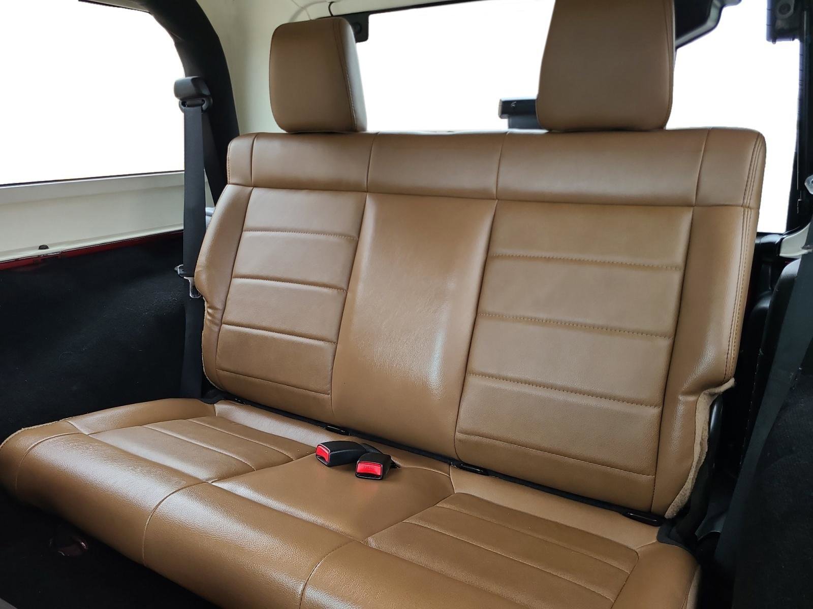 Used 2011 Jeep Wrangler Rubicon w/ PWR Convenience Group AWD/4WD image 18