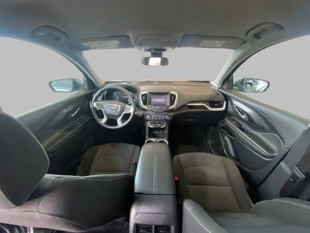 Used 2023 GMC Terrain SLE w/ LPO, Floor Liner Package image 18