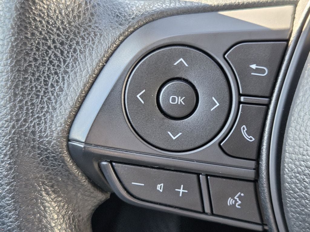 Used 2026 Toyota Corolla LE FWD image 23