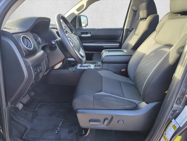 Used 2017 Toyota Tundra SR5 w/ SR5 Upgrade Package AWD/4WD image 11