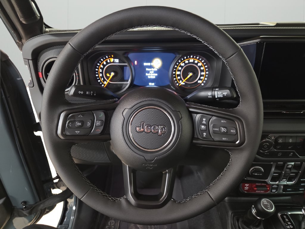New 2026 Jeep Gladiator Rubicon w/ Steel Power Dome Hood Package AWD/4WD image 18