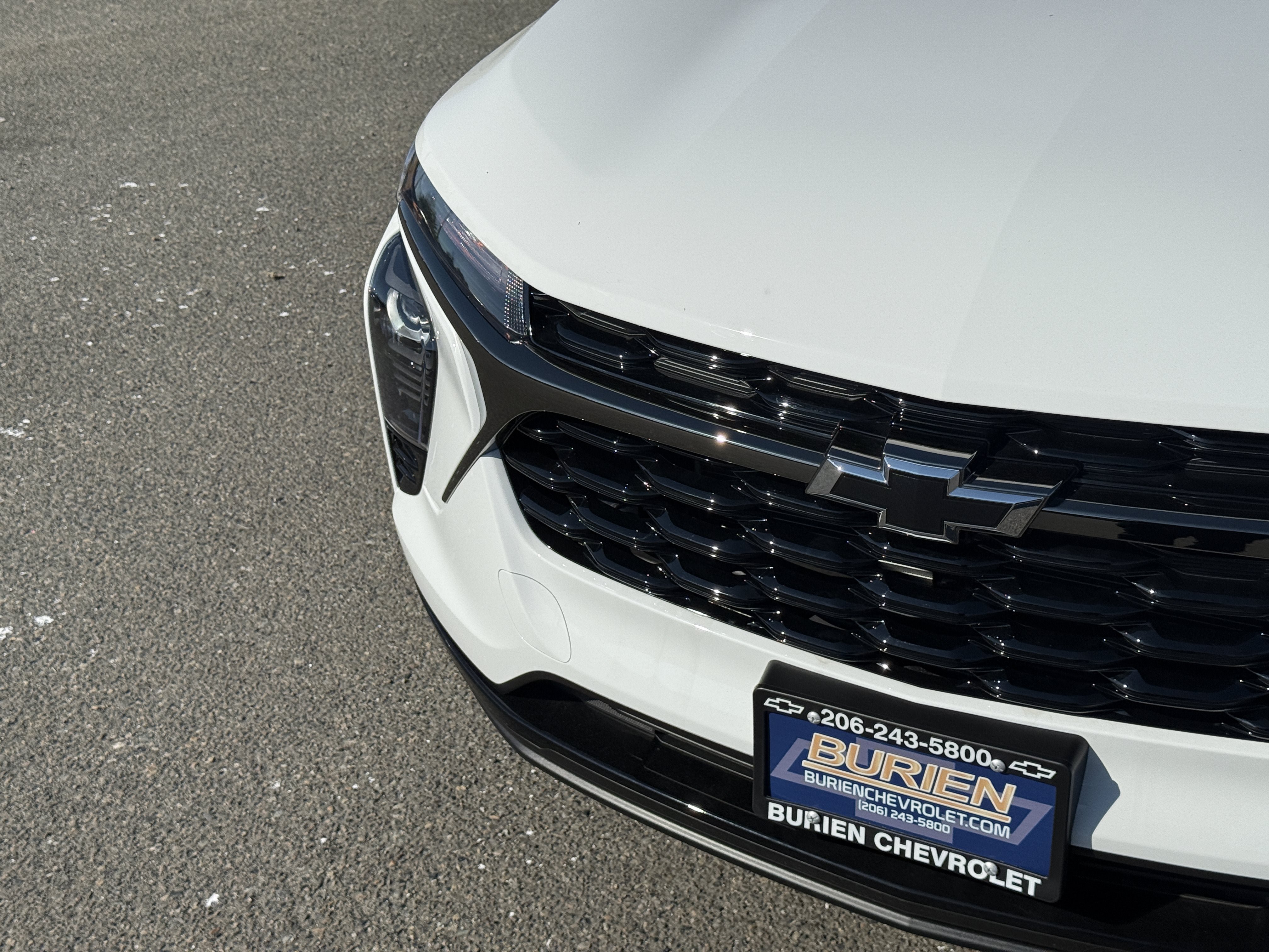 New 2026 Chevrolet Trax RS w/ Driver Confidence Package FWD image 38