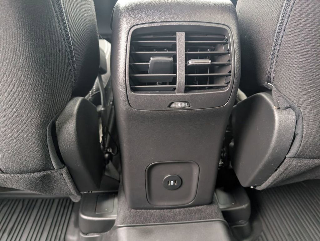 Used 2023 Ford Escape Active image 39