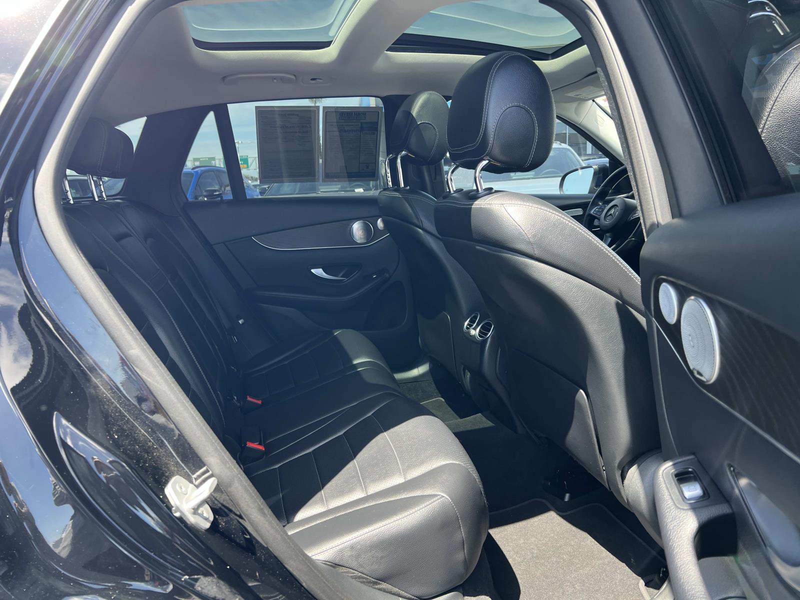 Used 2016 Mercedes-Benz GLC 300 image 32