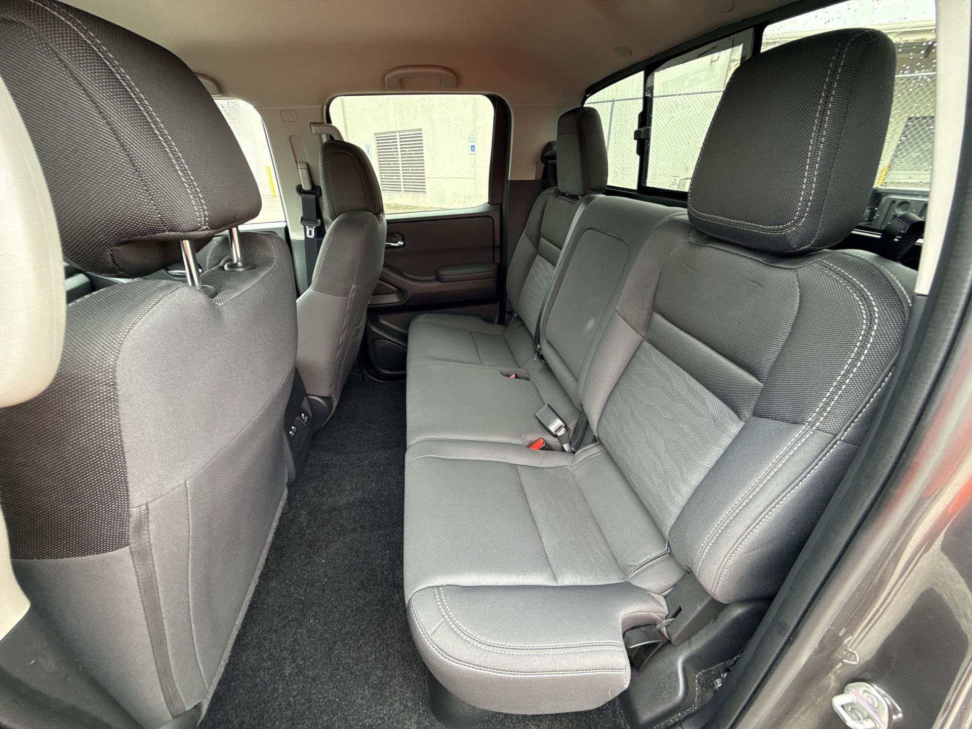 Used 2024 Nissan Frontier SV w/ SV Convenience Package RWD image 25