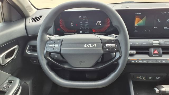 Used 2025 Kia K4 LXS image 20
