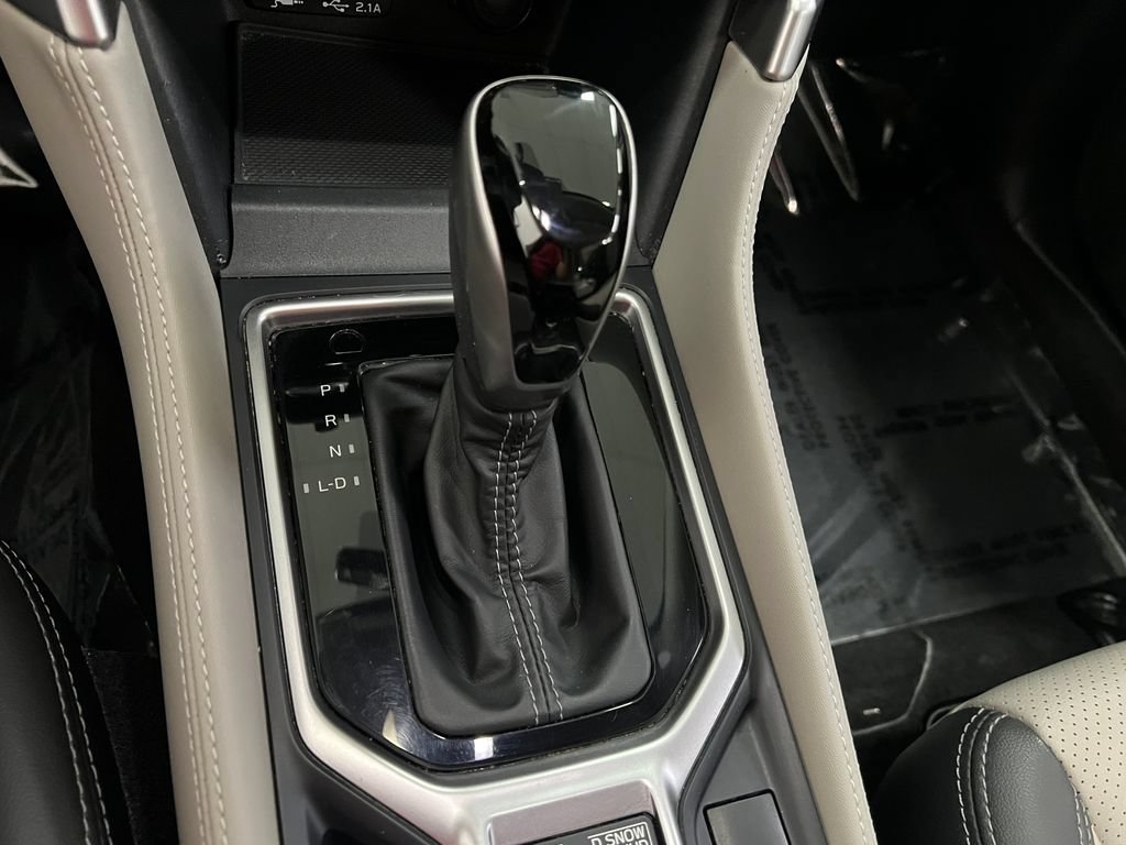 Used 2019 Subaru Forester Limited w/ Popular Package #3 AWD/4WD image 24