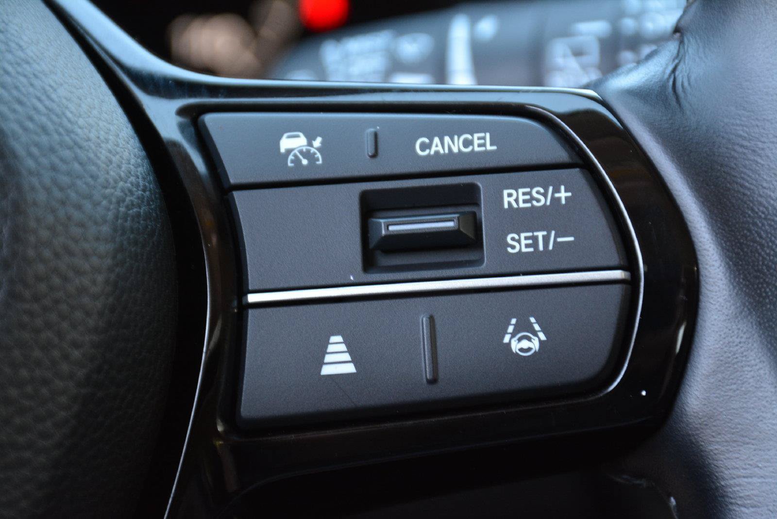 Used 2025 Honda HR-V EX-L image 32