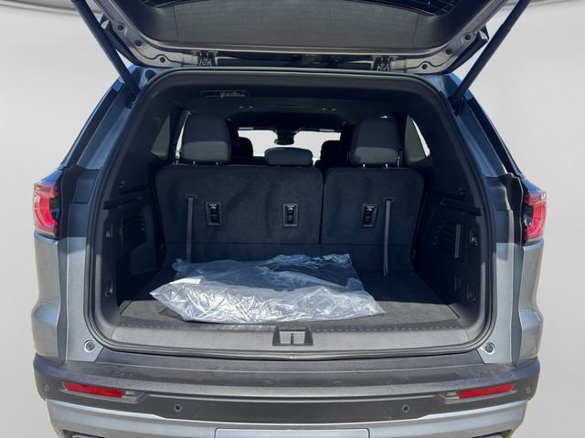Used 2025 GMC Acadia Elevation w/ LPO, Floor Liner Package image 5