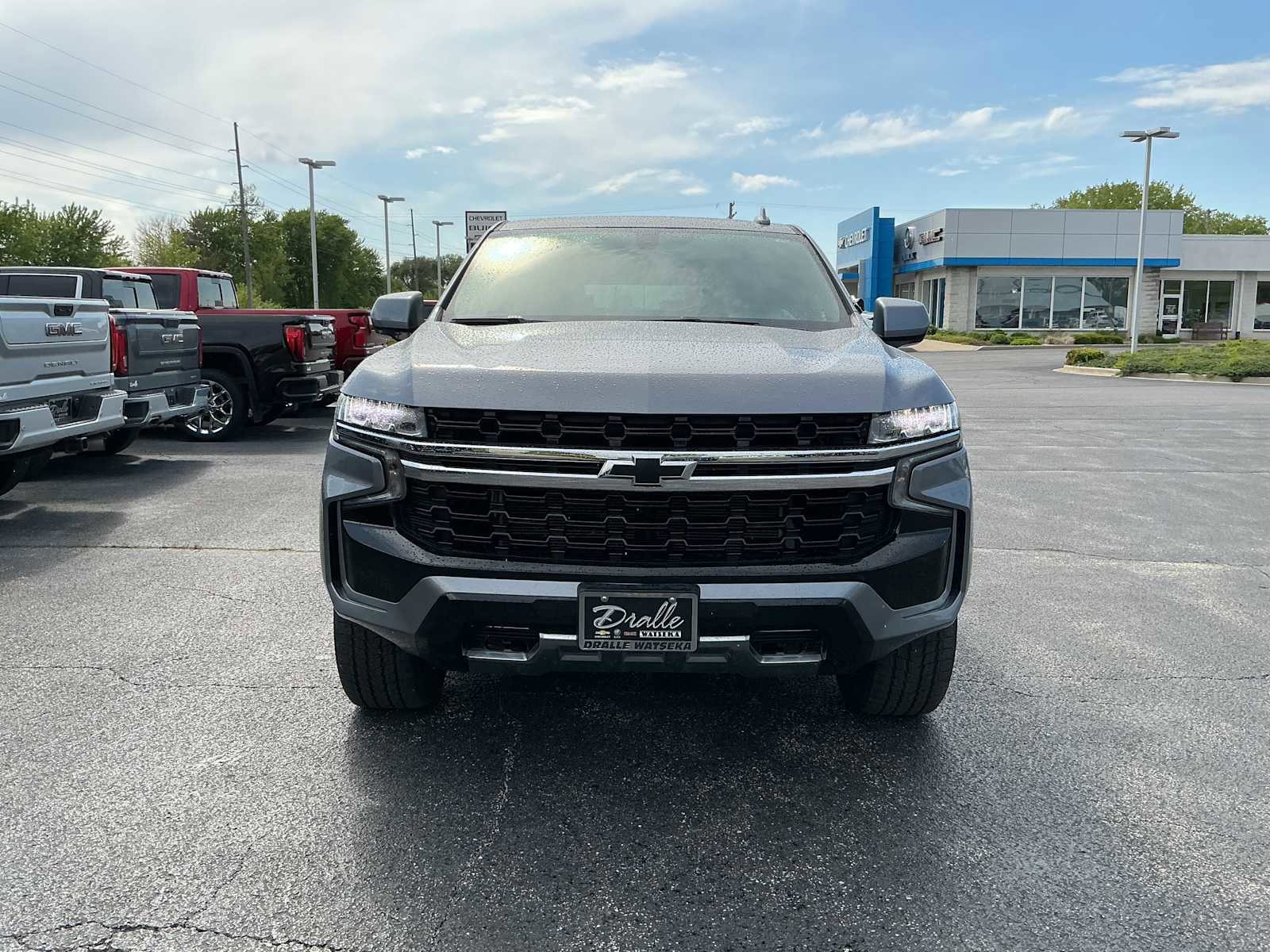 Used 2021 Chevrolet Tahoe 4WD image 2