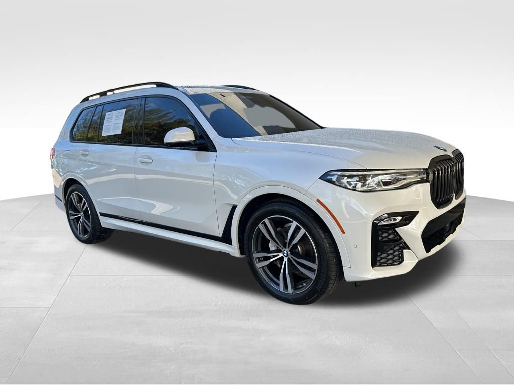 Used 2022 BMW X7 xDrive40i w/ M Sport Package image 2