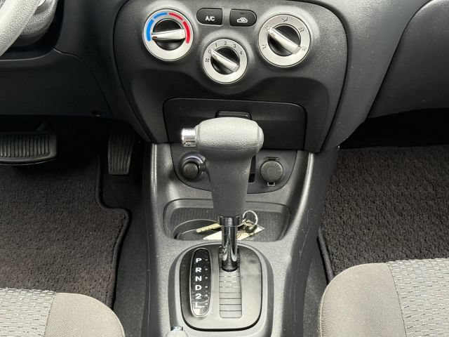 Used 2010 Hyundai Accent GS FWD image 25