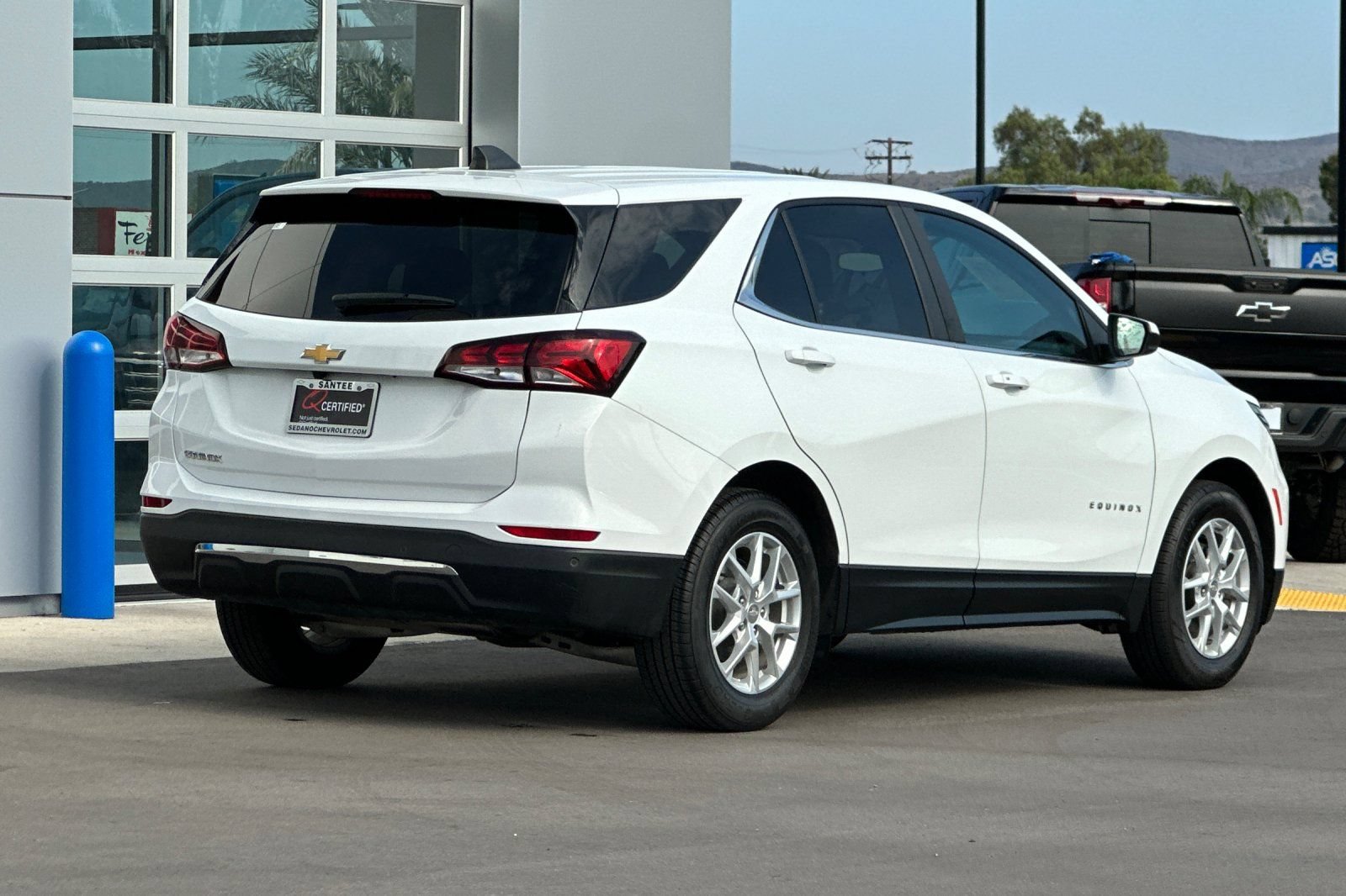 Used 2024 Chevrolet Equinox LT FWD image 4