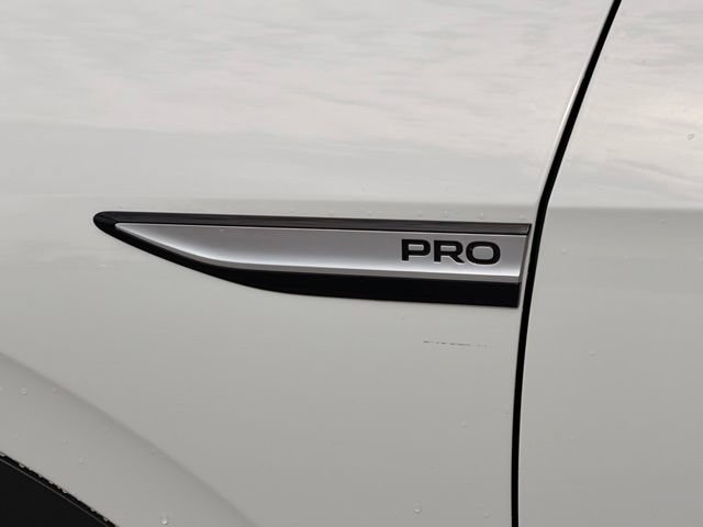 Used 2025 Volkswagen ID.4 Pro RWD image 8