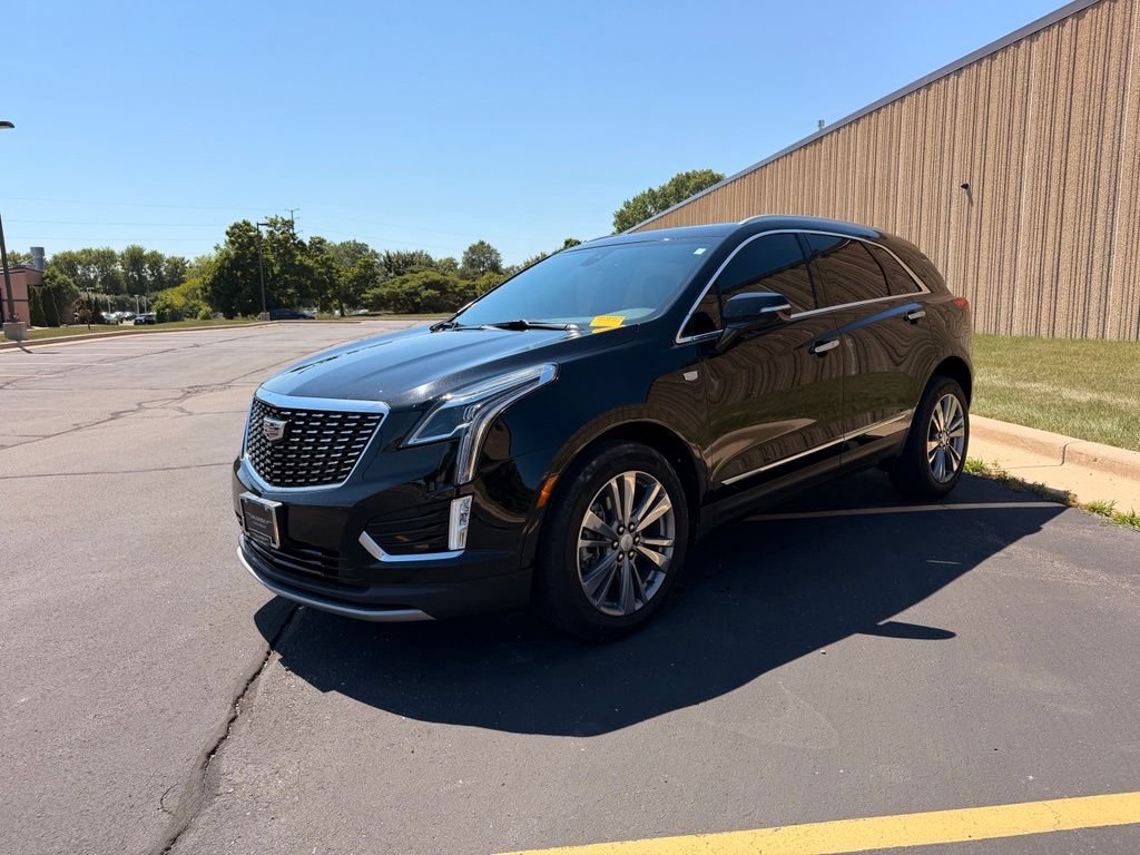 Used 2025 Cadillac XT5 Premium Luxury AWD/4WD image 4