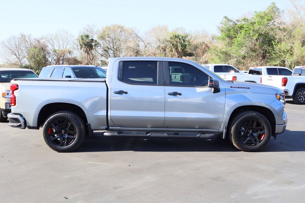 Certified 2023 Chevrolet Silverado 1500 RST w/ Redline Edition image 9