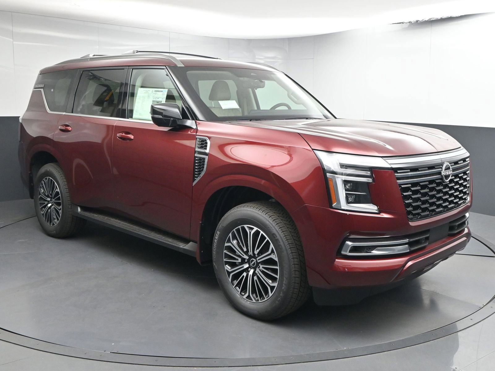 New 2025 Nissan Armada Platinum AWD/4WD image 1