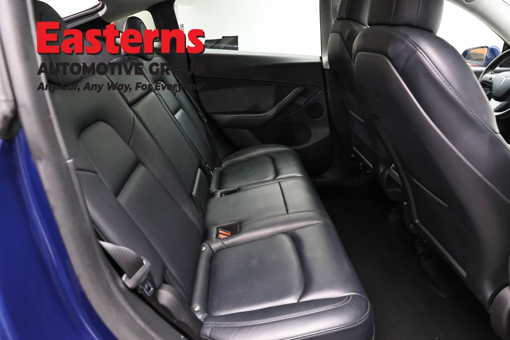 Used 2022 Tesla Model Y Long Range AWD/4WD image 17