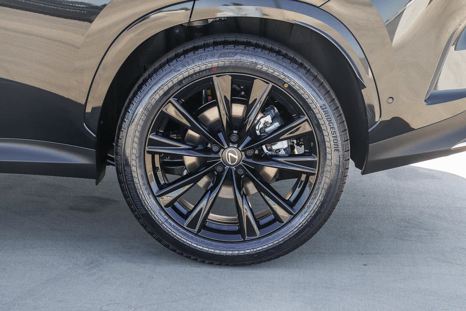 New 2026 Lexus NX 450h+ F Sport AWD/4WD image 10