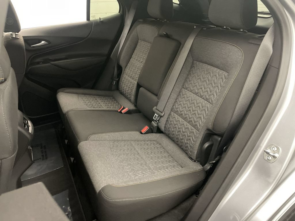 Used 2024 Chevrolet Equinox LT AWD/4WD image 17