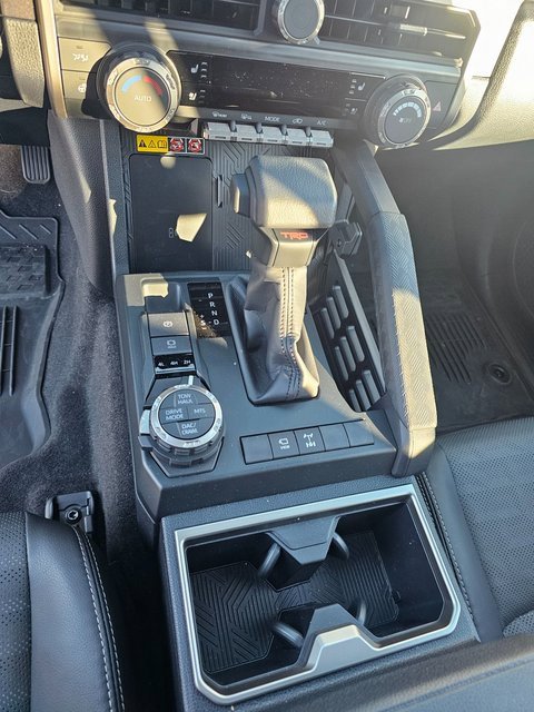 Used 2025 Toyota 4Runner TRD Off-Road Premium image 31