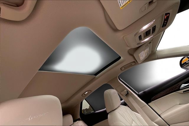 Used 2023 Buick Envision Avenir image 19
