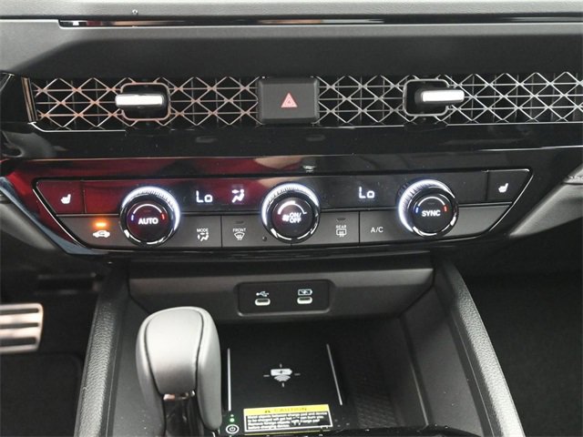 Used 2025 Honda Accord Sport image 3