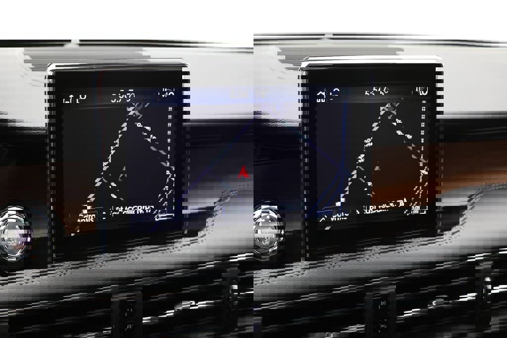 Used 2022 Lincoln Corsair Reserve w/ Equipment Group 201A image 24