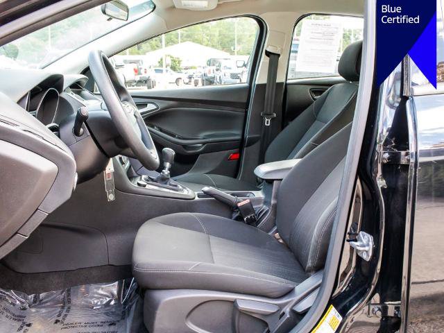 Certified 2018 Ford Focus SE FWD image 17