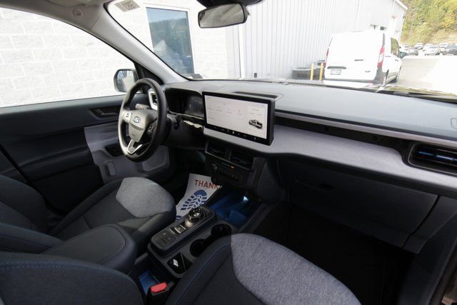 New 2025 Ford Maverick XLT w/ Equipment Group 302A image 32